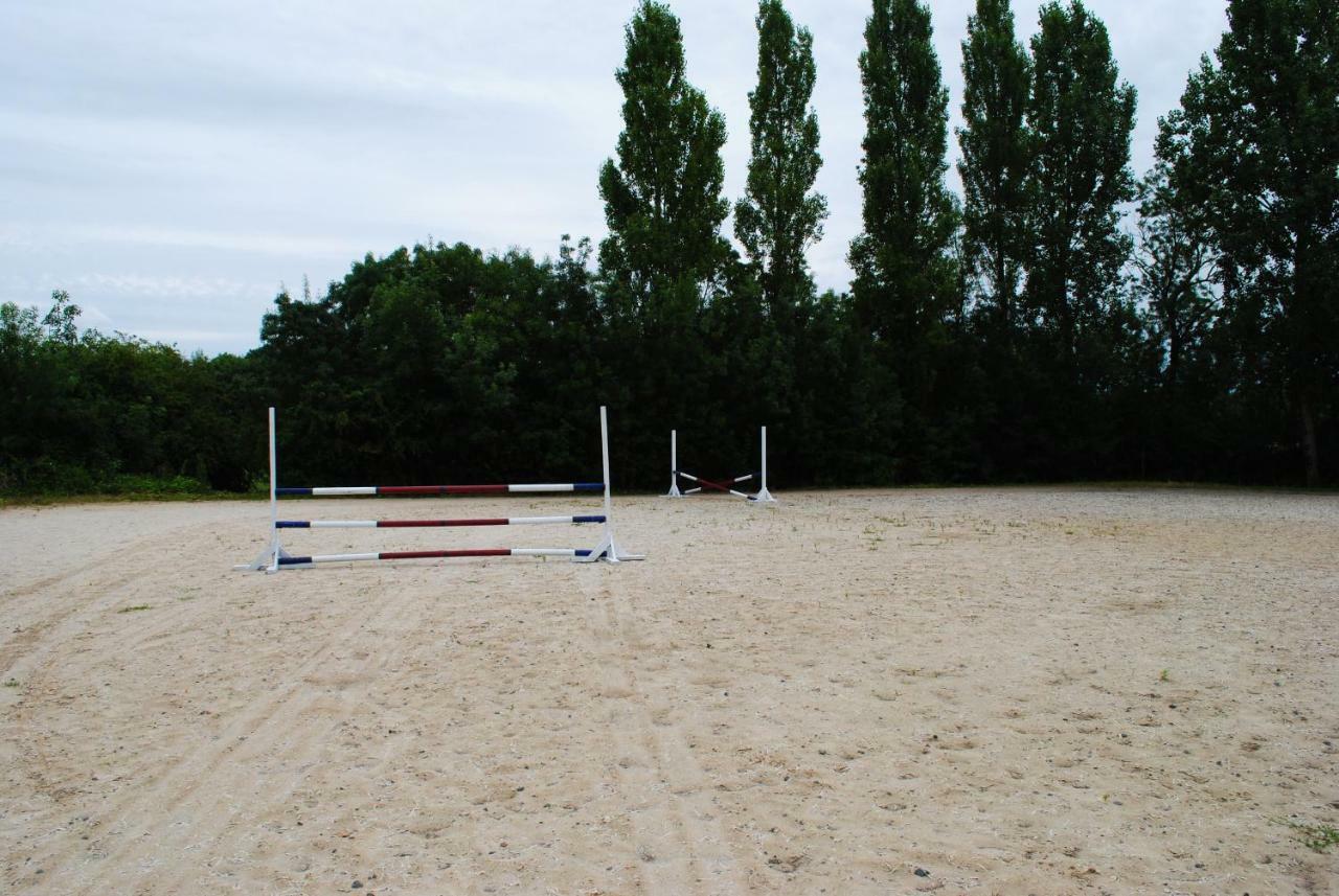 Ferienwohnung Ecurie De La Grange L'Abbe Le Langon Exterior foto